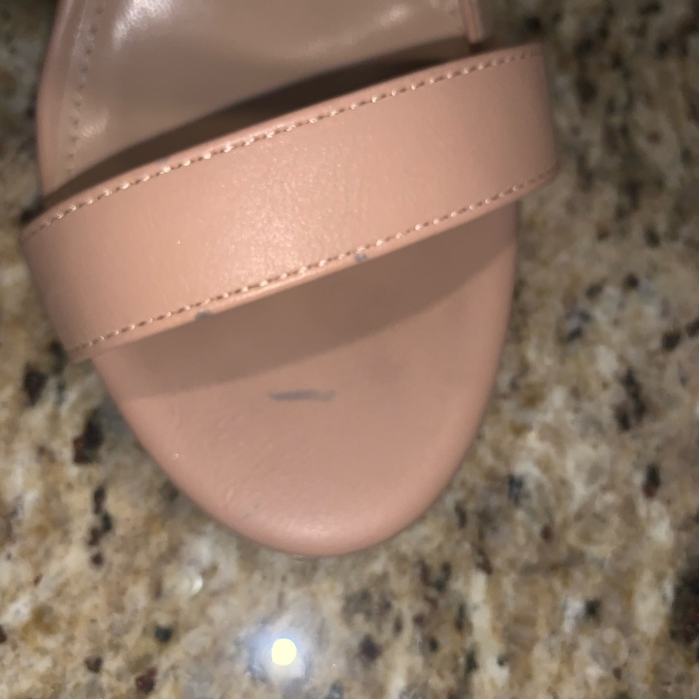 Strapped nude heels - Picture 3 of 3